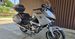 Honda NT700VA Deauville