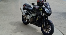 Aprilia Tuono 1000 r