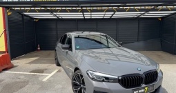Ima sve-BMW 545 e M-4x4,Plug in Hybrid-Benz-394ks,g 2021 proč. opis