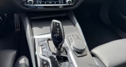 Ima sve-BMW 545 e M-4x4,Plug in Hybrid-Benz-394ks,g 2021 proč. opis