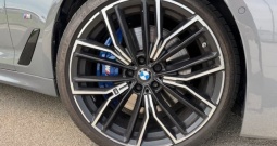 Ima sve-BMW 545 e M-4x4,Plug in Hybrid-Benz-394ks,g 2021 proč. opis