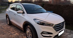 Hyundai Tucson 1.7 CRDi Xpossible | Panorama • Reg. 07/2027