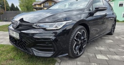 VW Golf 8 Variant 2.0 automatik R-line