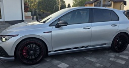VW Golf 8 2,0 TSI