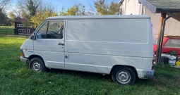 Renault Trafic T 313, kombi za preurediti u kampera ili za prevoz robe