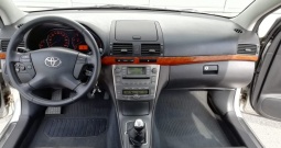 Toyota avensis 2.0 d4d 93kw, 2007g