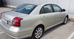 Toyota avensis 2.0 d4d 93kw, 2007g