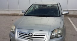 Toyota avensis 2.0 d4d 93kw, 2007g