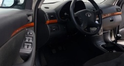 Toyota avensis 2.0 d4d 93kw, 2007g