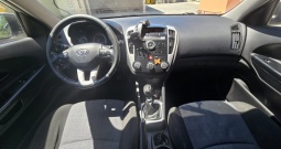 Kia Cee'd 1. 4 prodajem