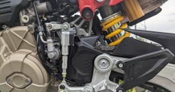 Ducati Hypermotard 698 Mono – 2050 km, garažiran, servis, 2024 god.