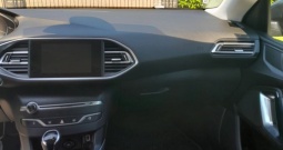 Peugeot 308 diesel motor 1,5 ručni mjenjač registriran do 6mj.2027