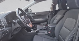 Kia Sportage 1,6 CRDI black design, reg. Do 5/2027, kamera, jamstvo