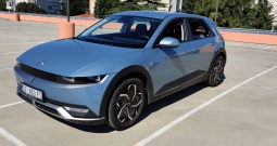 Hyundai Ioniq 5 77,4 kwh tv. jam. 08/28, reg 08/27