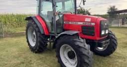 Traktor Massey Ferguson