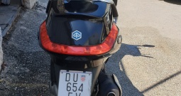 Prodajem Piaggio skuter Xevo 250ie