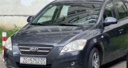 Prodajem rabljeni automobil, marke Kia Cee'd, 2008.g., nije kao nova