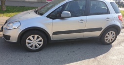 Suzuki SX4 2010 1, 5 benzin +Lpg