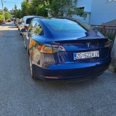 Tesla Model 3 Rear-Wheel Drive u boji Deep Blue Metallic