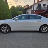 Peugeot 508 1.6 HDi 115 ks – navi, tempomat, park senzori, reg. 12/2026