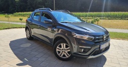 Dacia Sandero Stepway 1.0 comfort – 2021. Godina | prvi vlasnik