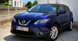 NISSAN QASHQAI 1.5 dCi • 208TKM • 360° KAMERA