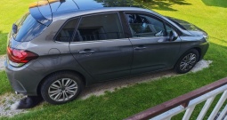 Citroen C4 1.25 puretech 2015.god