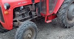 IMT 539 s kabinom