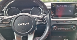 Kia Ceed 1,0 T-GDI LX Champion Tvorničko jamstvo 06 2029 plus nove zimske gume