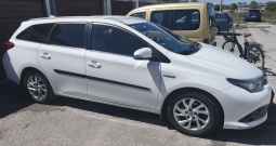 Toyota Auris TS hibrid