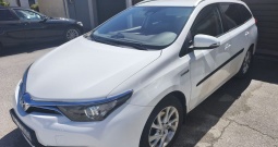 Toyota Auris TS hibrid