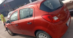 Prodajem Opel Corsu