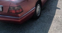 Mercedes W124 250D