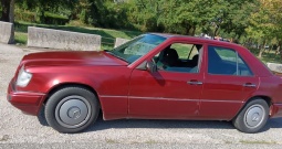 Mercedes W124 250D