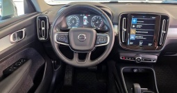 VOLVO XC40 1.5 T3-A MOMENTUM