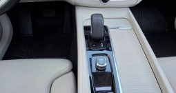 VOLVO XC60 DB AWD Momentum Pro