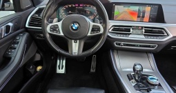 BMW X5 M50i *530ks*