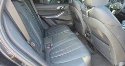 BMW X5 M50i *530ks*
