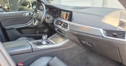 BMW X5 M50i *530ks*