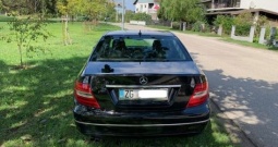 Mercedes benz C180
