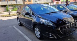 Prodajem Peugeot 5008 1.6 bluehdi 88kw. 198000 km.