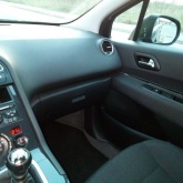 Prodajem Peugeot 5008 1.6 bluehdi 88kw. 198000 km.