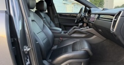 Porsche Cayenne Coupe 3.0 V6 Chrono Benzin 340 KS *Panorama Bose* novo