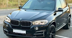 BMW X5 xdrive30d m-sport *full*7 sjedala*panorama* 258 ks **koža alu