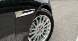 Jaguar XE 2.0 D full prestige *automatik*koža*kamera*navi*el paket****