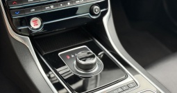 Jaguar XE 2.0 D full prestige *automatik*koža*kamera*navi*el paket****