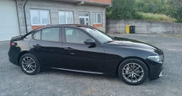 Alfa Romeo Giulia 2,2 JTD leasing-kartice-100000 km