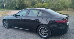 Alfa Romeo Giulia 2,2 JTD leasing-kartice-100000 km