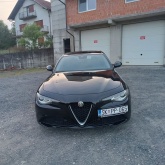 Alfa Romeo Giulia 2,2 JTD leasing-kartice-100000 km