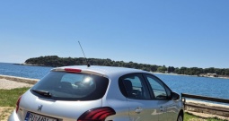 Peugeot 208 1,2 PureTech,  samo 71000 km